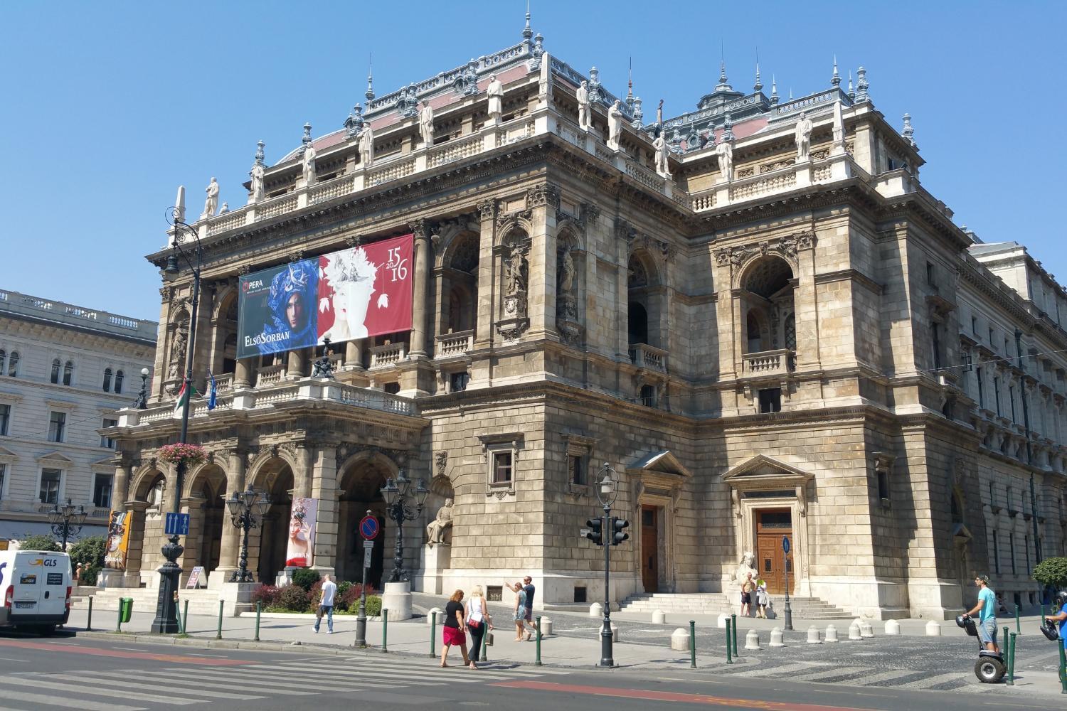 Fusion Apartments In Downtown Budapest, Budapest
